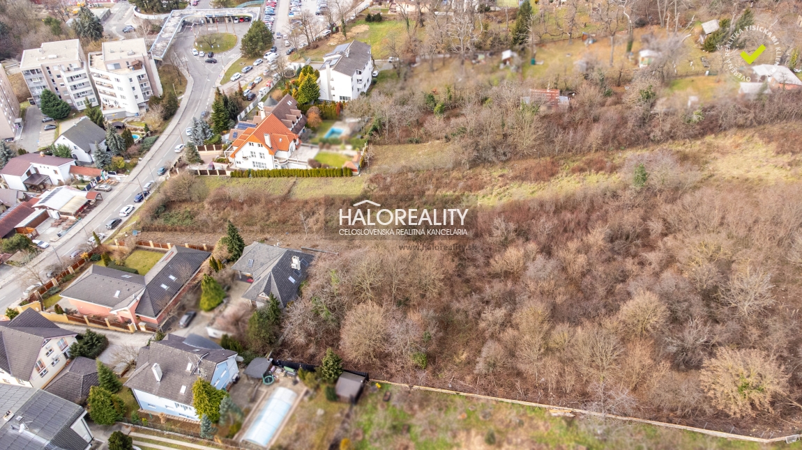 Predaj, pozemok pre rodinný dom 734 m² Bratislava Nové Mesto, Klenová