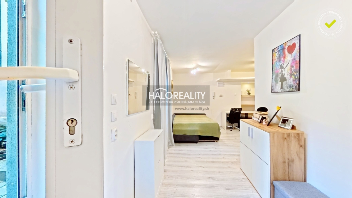 Predaj, garsónka Bratislava Staré Mesto, Námestie 1. mája – EXKLUZÍVNE HALO REALITY
