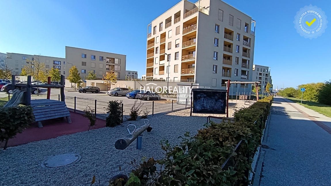 Predaj, dvojizbový byt Bratislava Devínska Nová Ves, Tomislava P. Kolakoviča